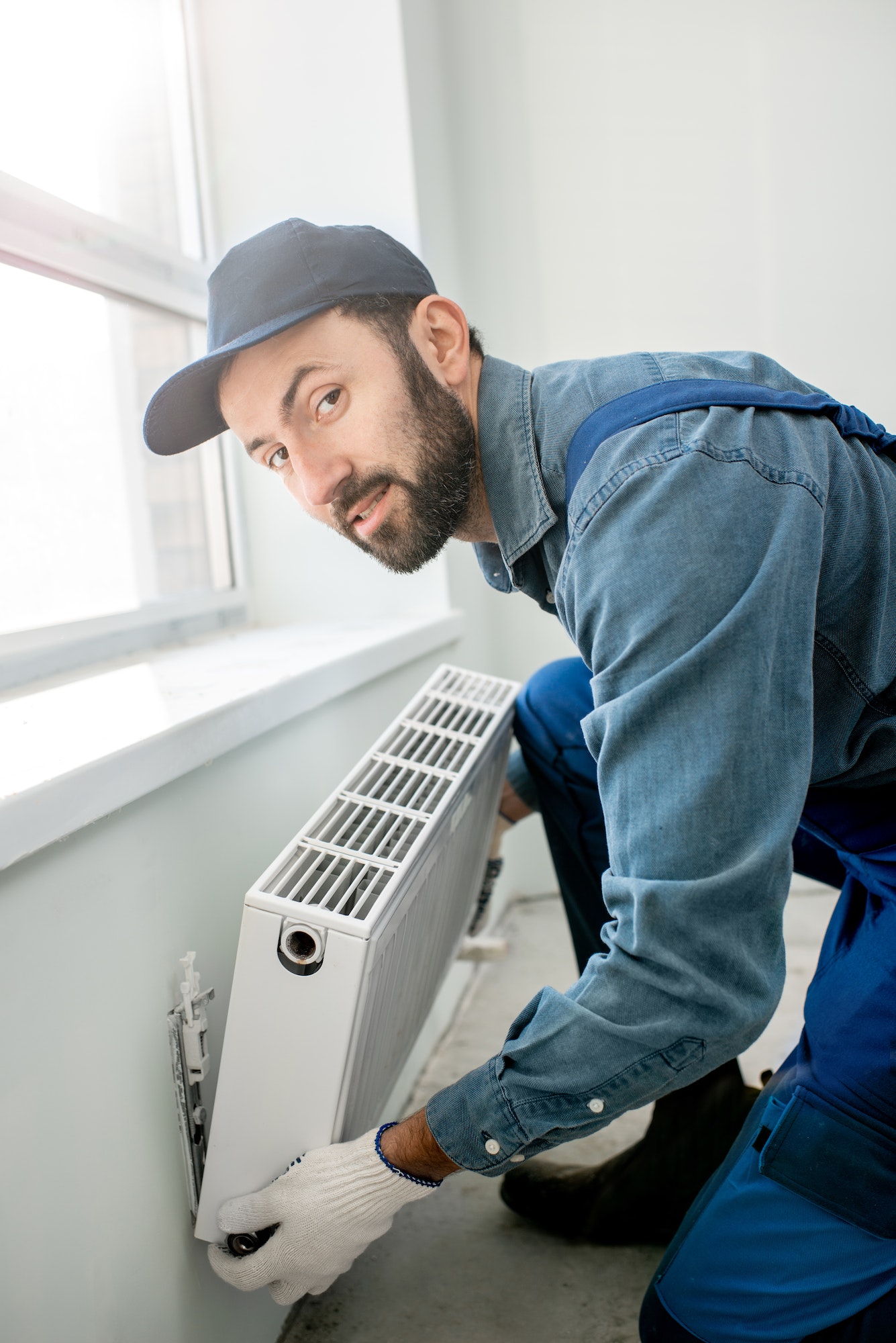 workman-mounting-radiator.jpg workman-mounting-radiator.jpg